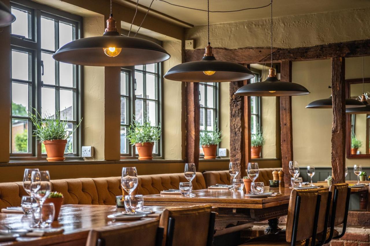 The Cricketers Clavering Экстерьер фото