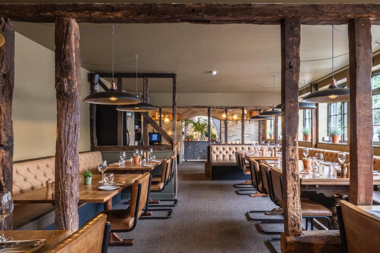The Cricketers Clavering Экстерьер фото